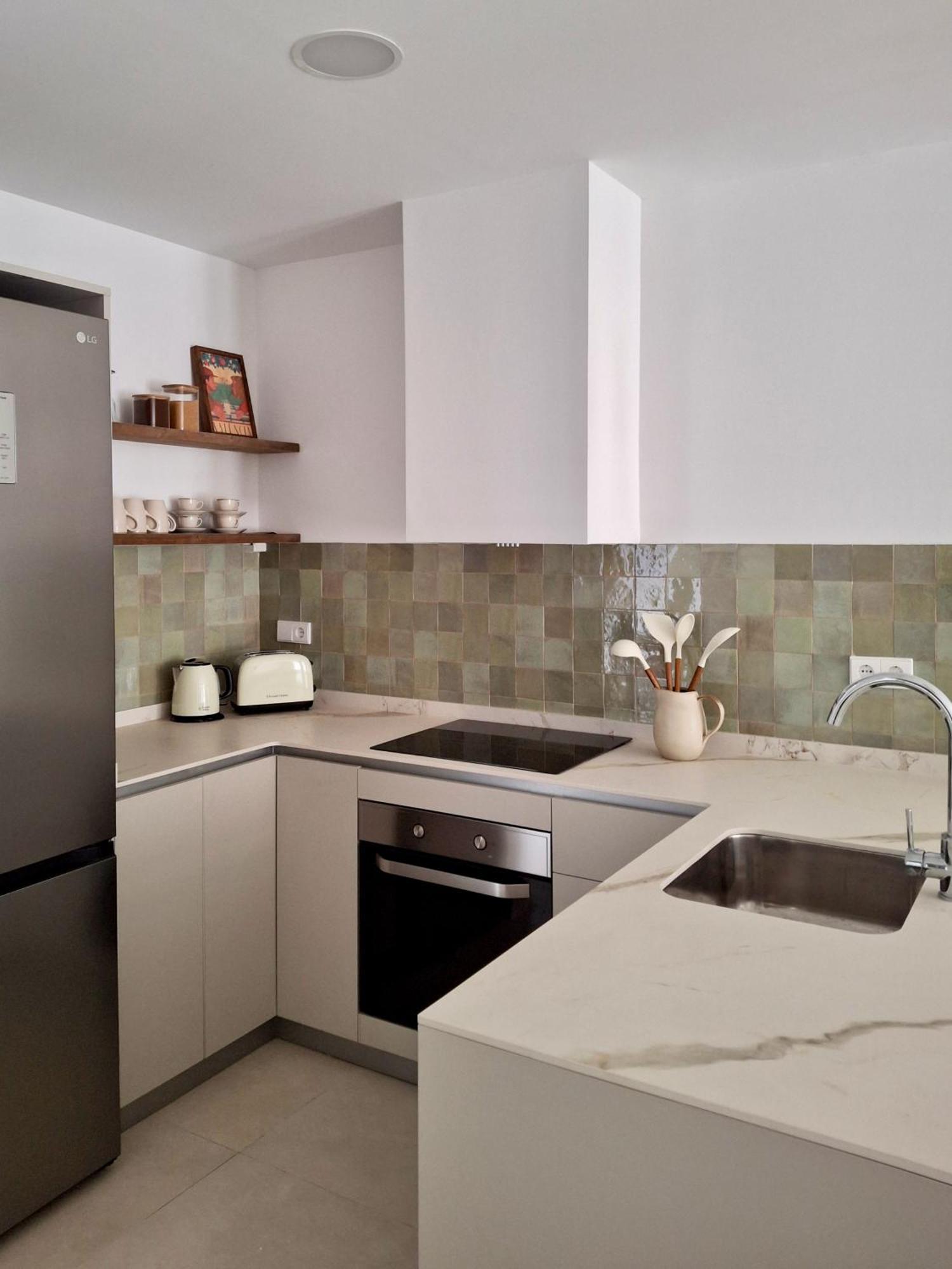 Bonito Apartamento De 2 Habitaciones Cerca De La Estacion Joaquin Sorolla 발렌시아 외부 사진